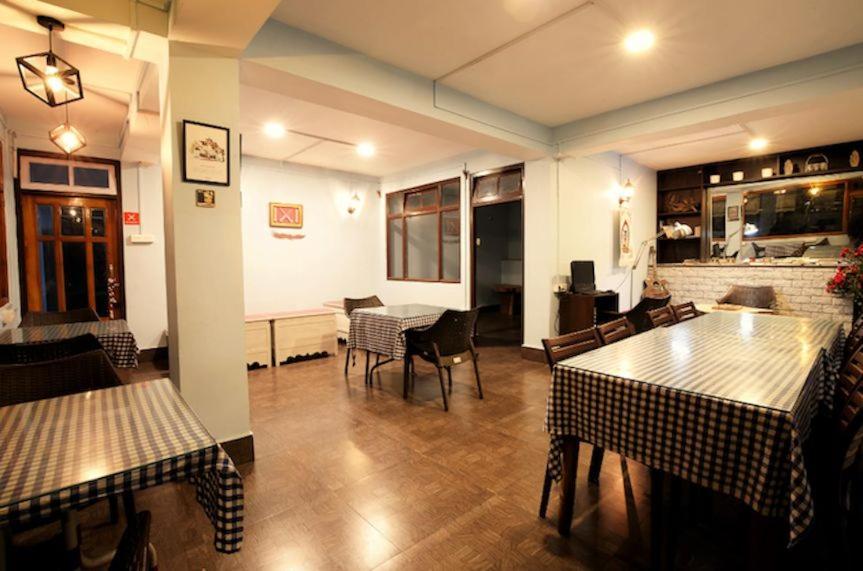 The Griffon'S Nest Hotel Gangtok Exterior photo