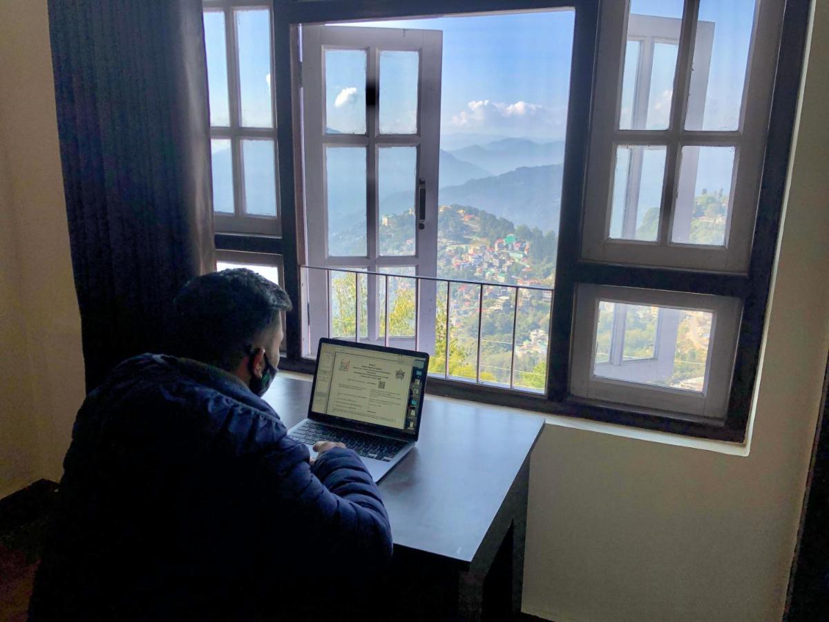 The Griffon'S Nest Hotel Gangtok Exterior photo