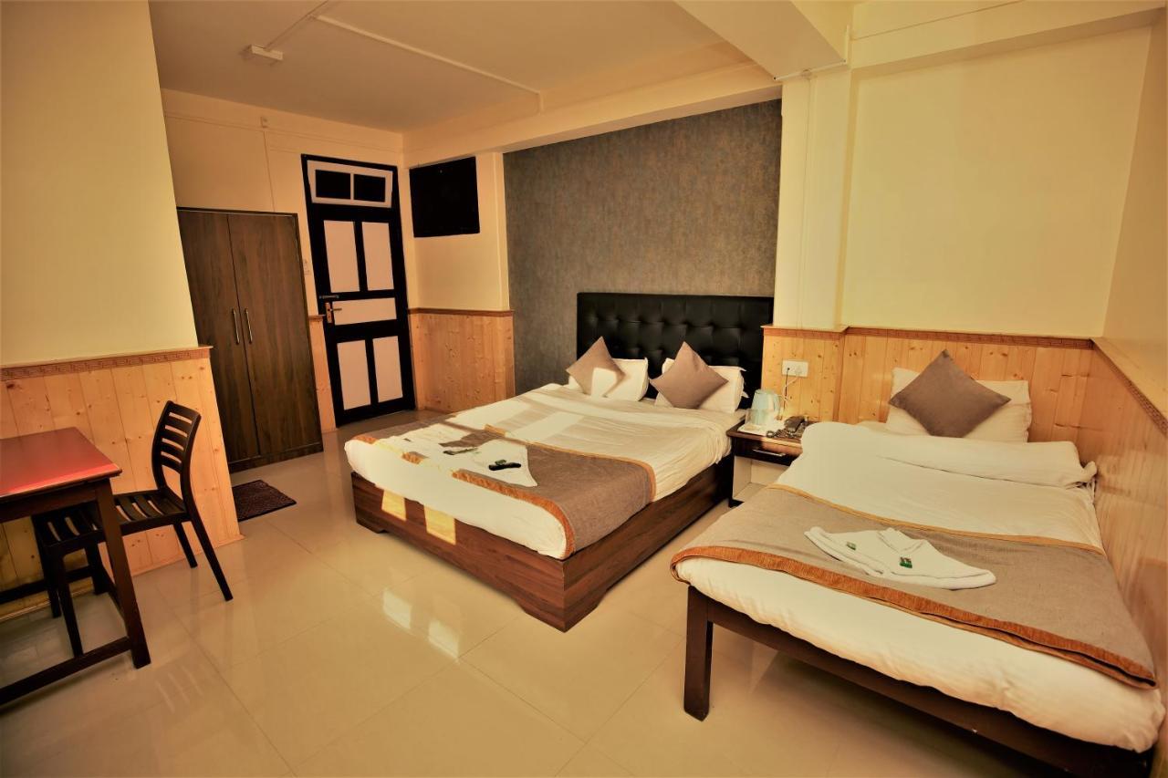 The Griffon'S Nest Hotel Gangtok Exterior photo